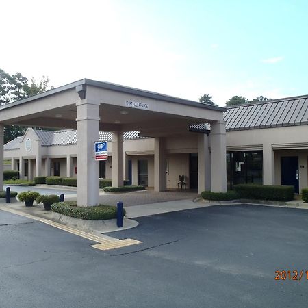 Days Inn By Wyndham Alexander City Exteriör bild