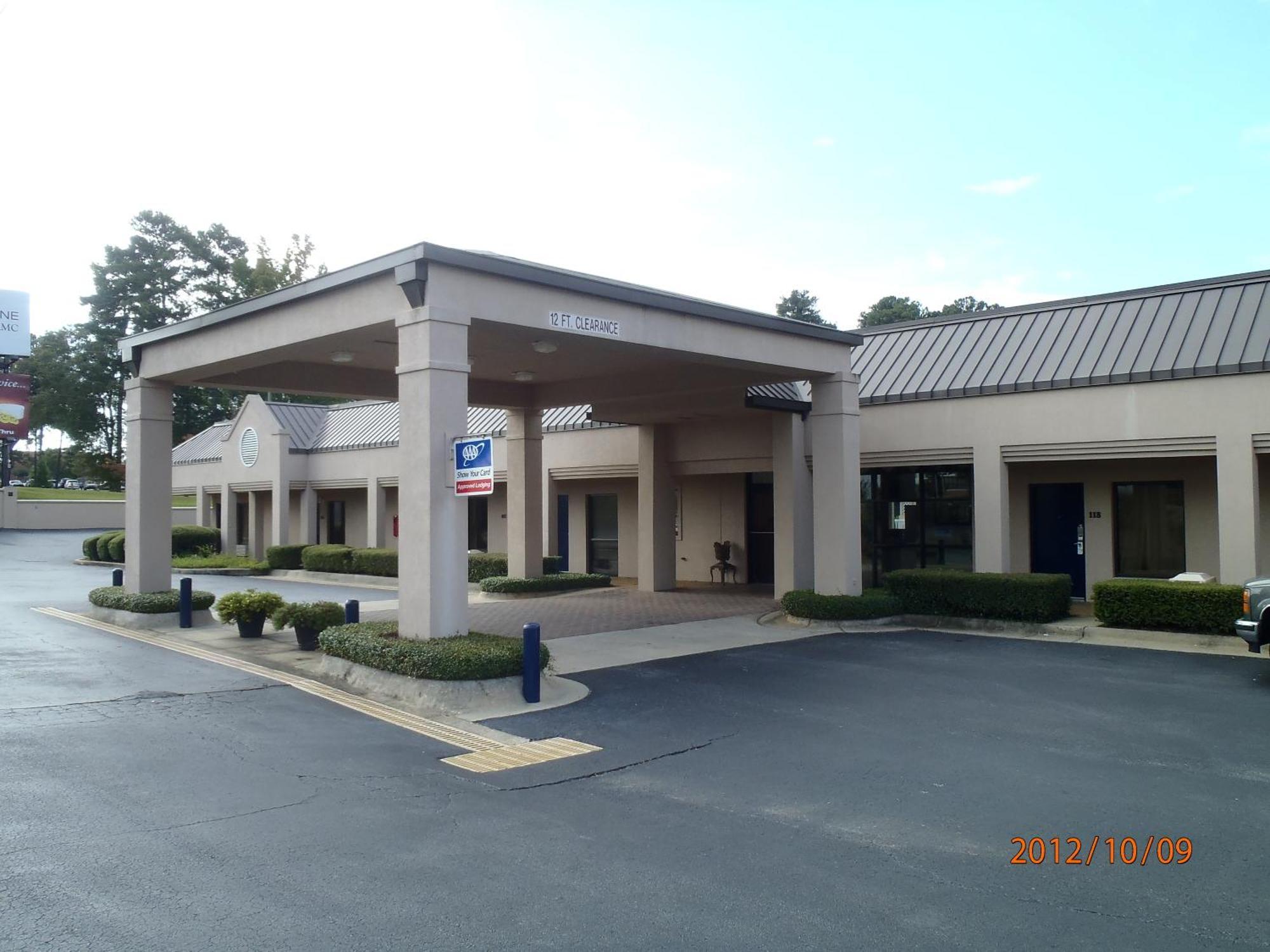 Days Inn By Wyndham Alexander City Exteriör bild