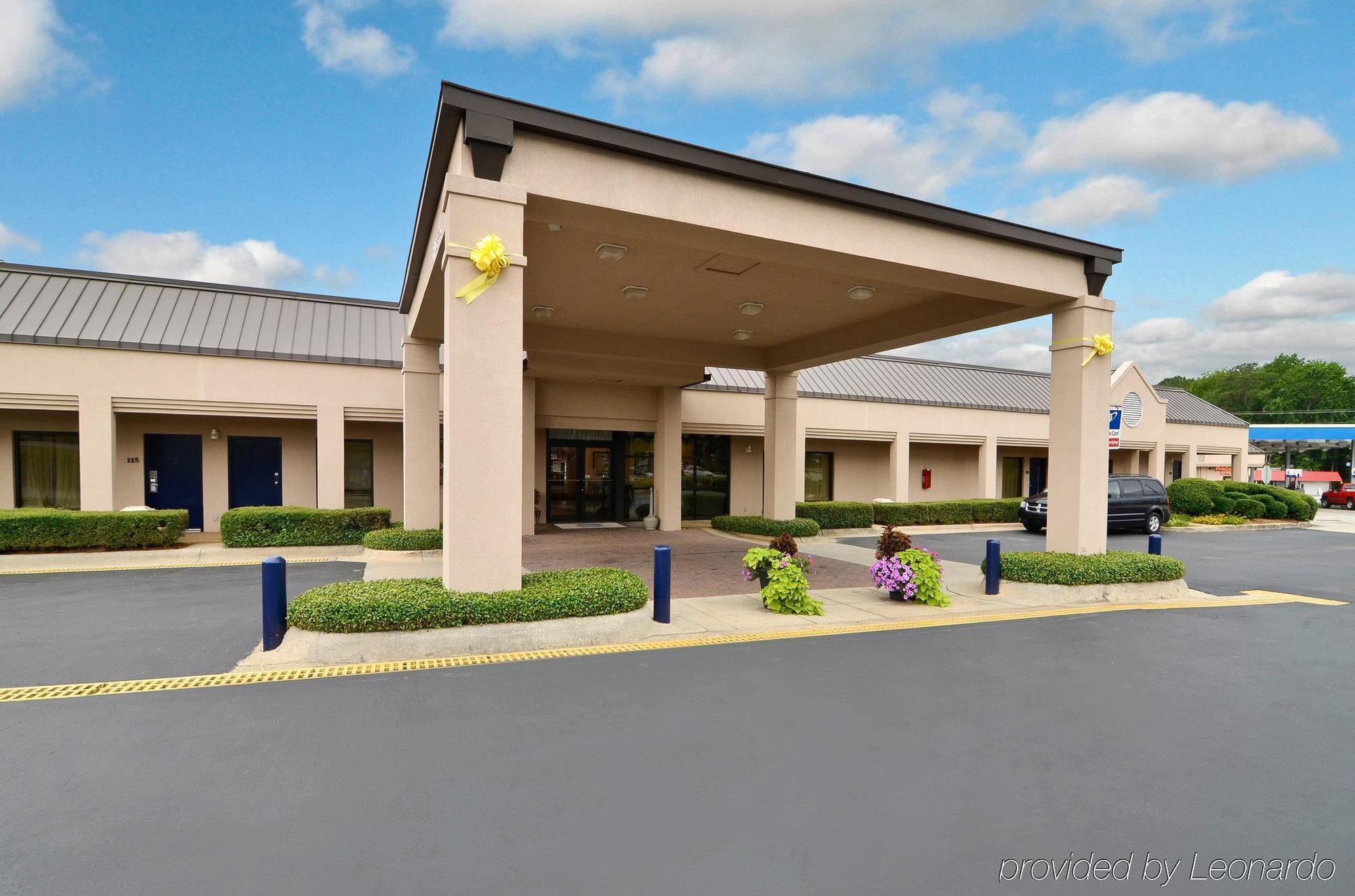 Days Inn By Wyndham Alexander City Exteriör bild